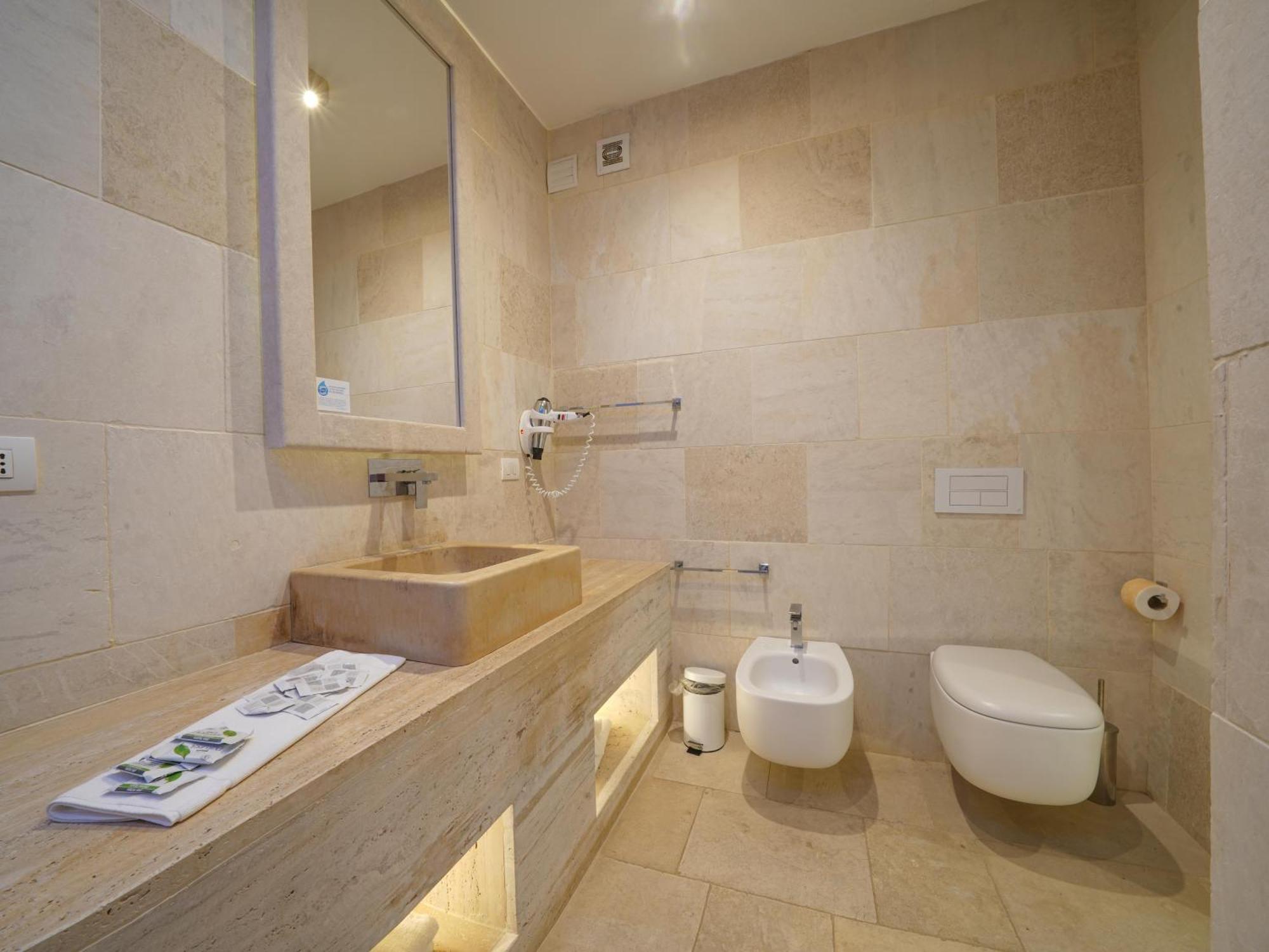 Hotel Barone Di Mare Torre dell'Orso Esterno foto