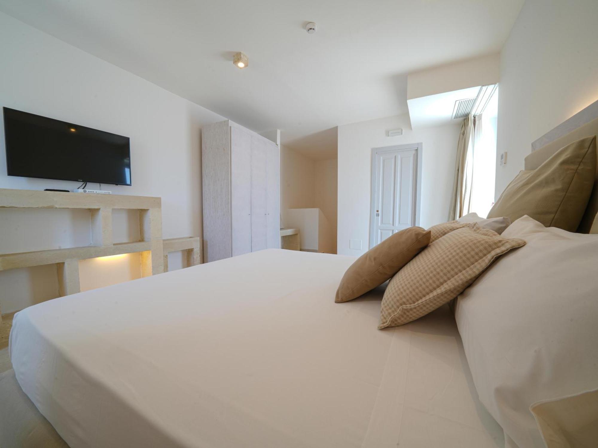 Hotel Barone Di Mare Torre dell'Orso Esterno foto